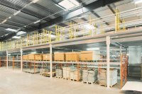 LAGERB&Uuml;HNE MIT BODEN - 3.300 X 3.000 X 3.000 MM...